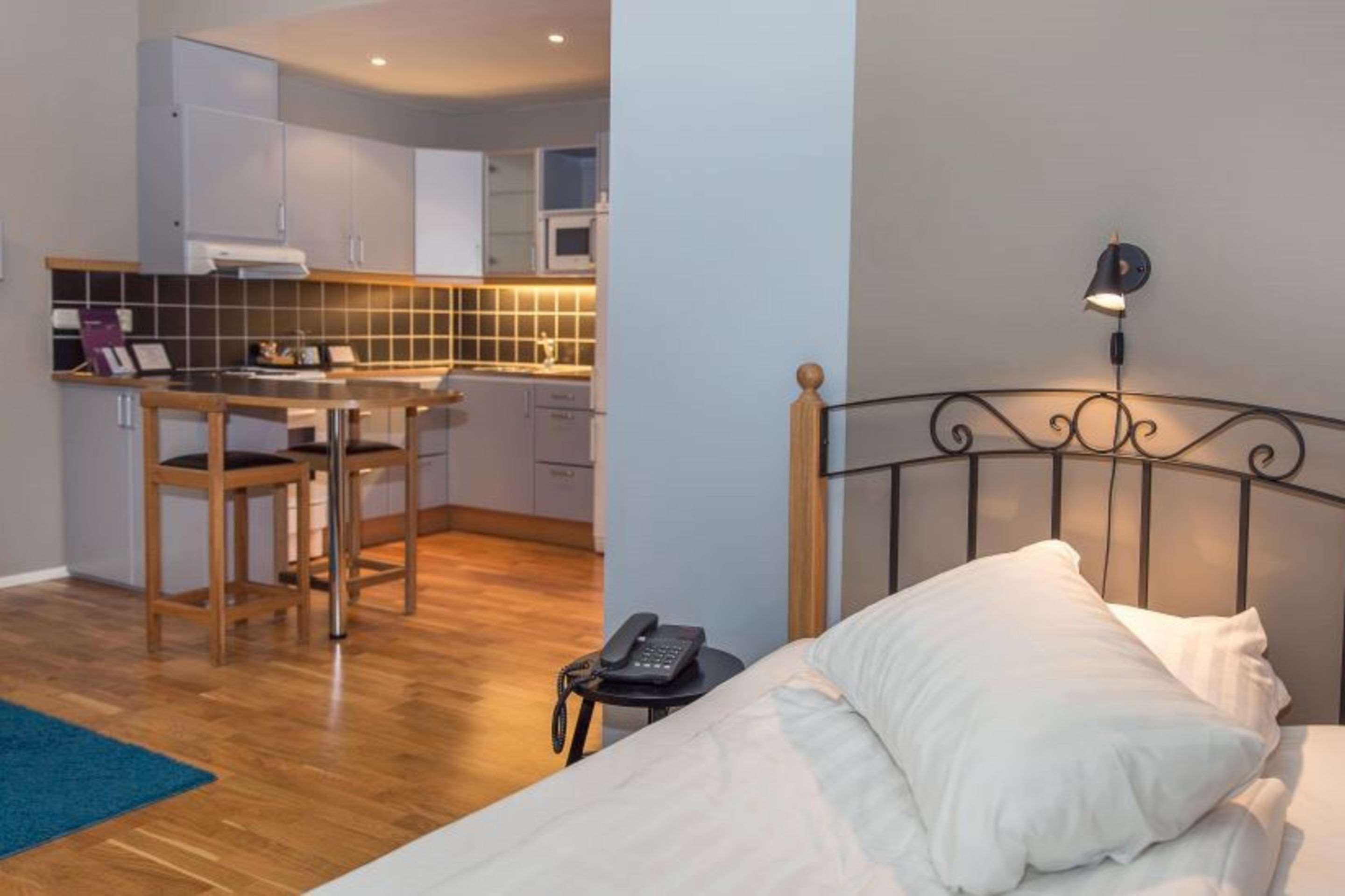 Home Hotel Odin Gothenburg Bagian luar foto