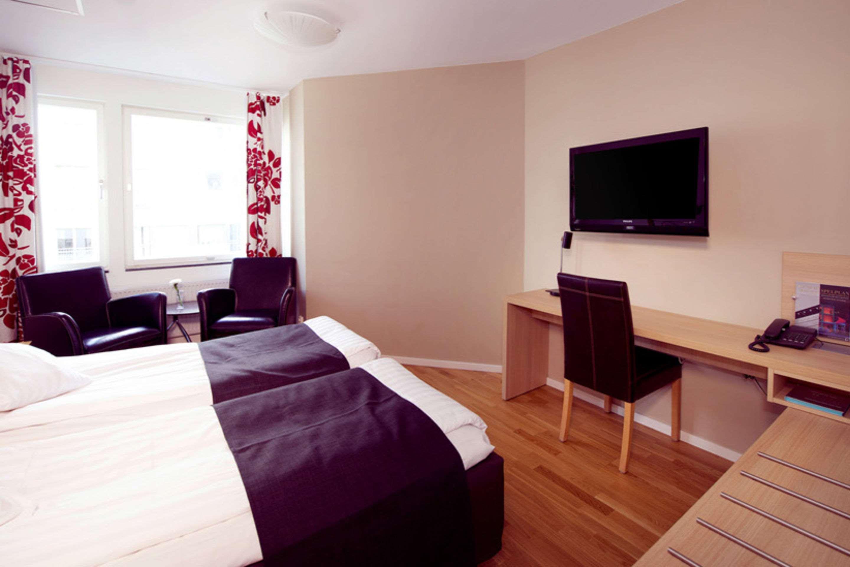 Home Hotel Odin Gothenburg Bagian luar foto